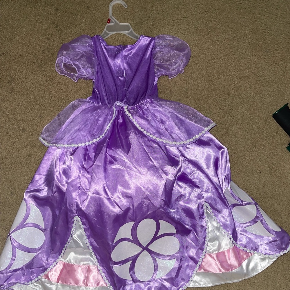 Disney’s Sofia the First ball gown - Picture 2 of 4